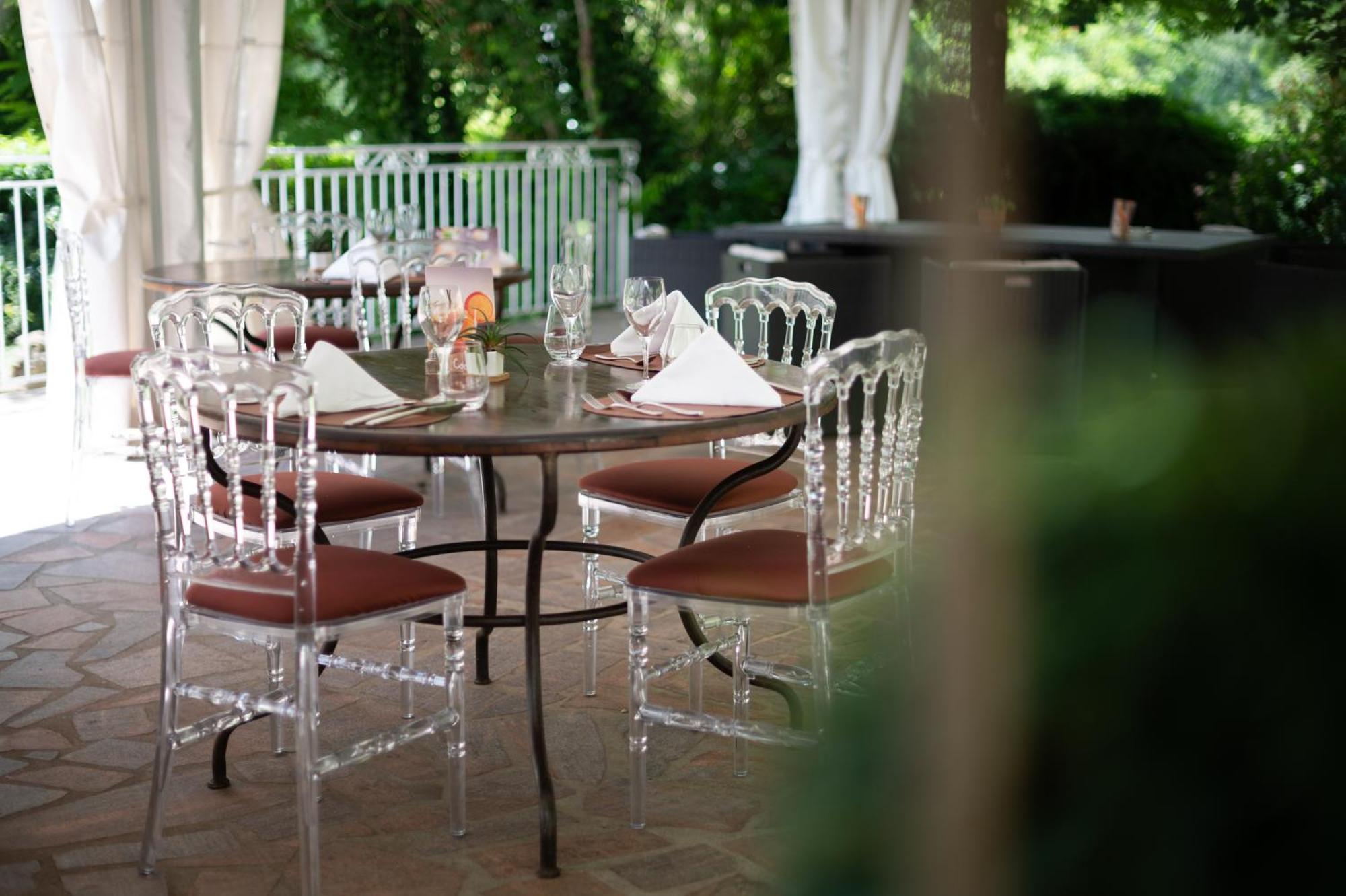 Logis Hotels - Hotel Restaurant Domaine Les Falaises มาร์แตล ภายนอก รูปภาพ