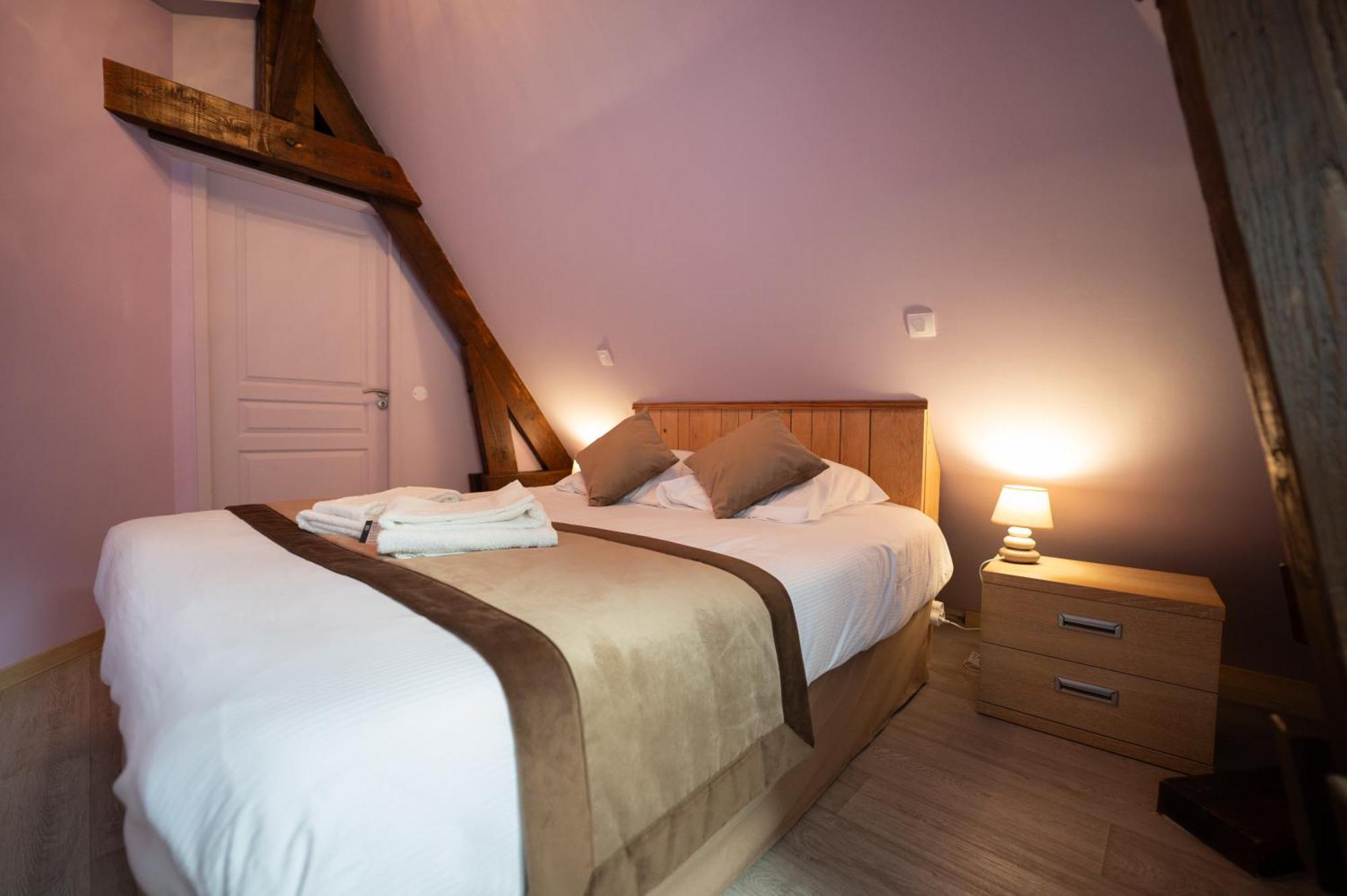 Logis Hotels - Hotel Restaurant Domaine Les Falaises มาร์แตล ห้อง รูปภาพ